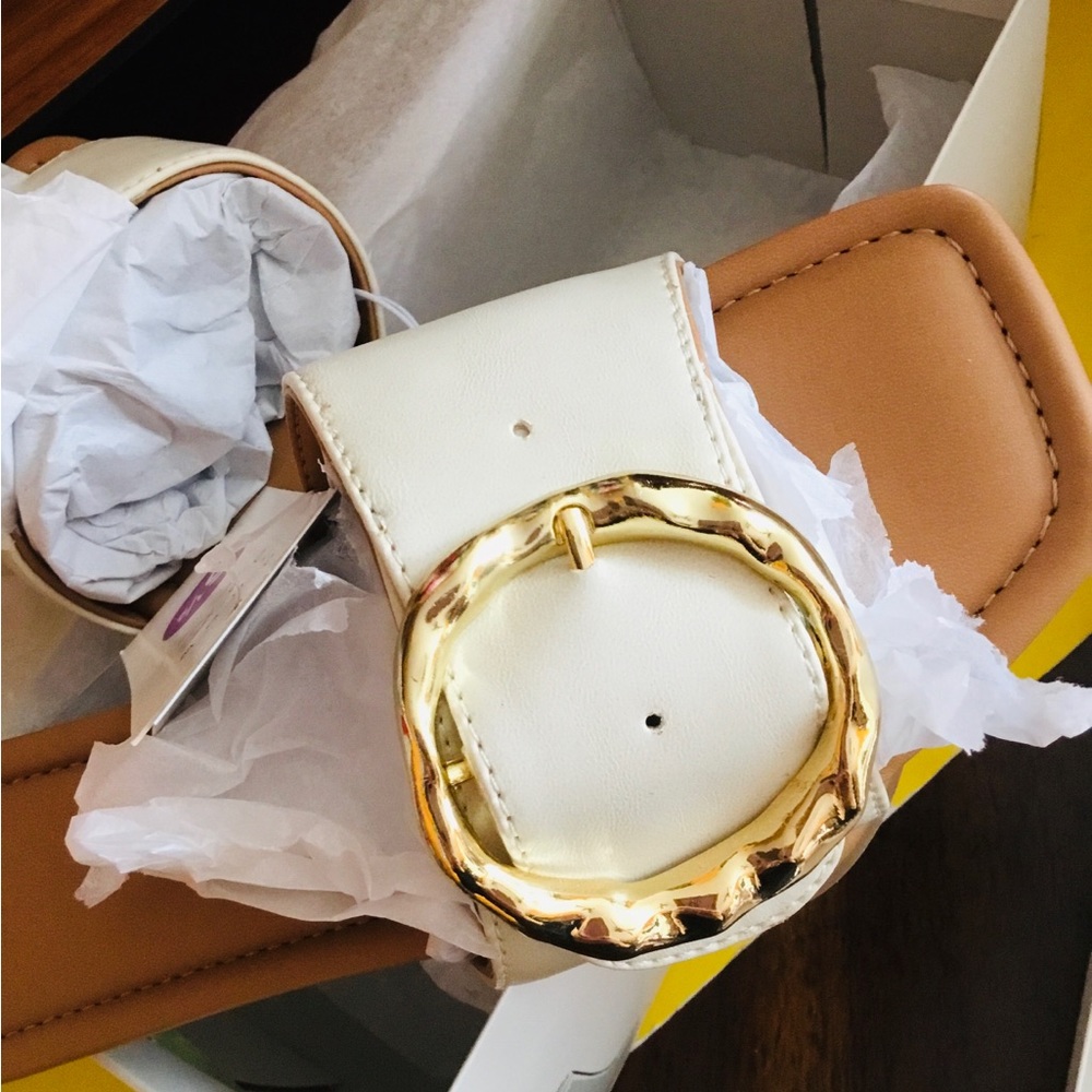 A New Day Women's Cream Slide Sandals - Picture 2 of 4